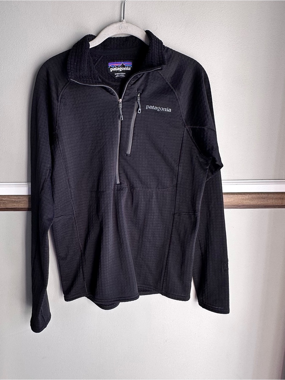 Patagonia R1 Regulator Black 1/4 Zip Pullover Polartec Fleece 40109